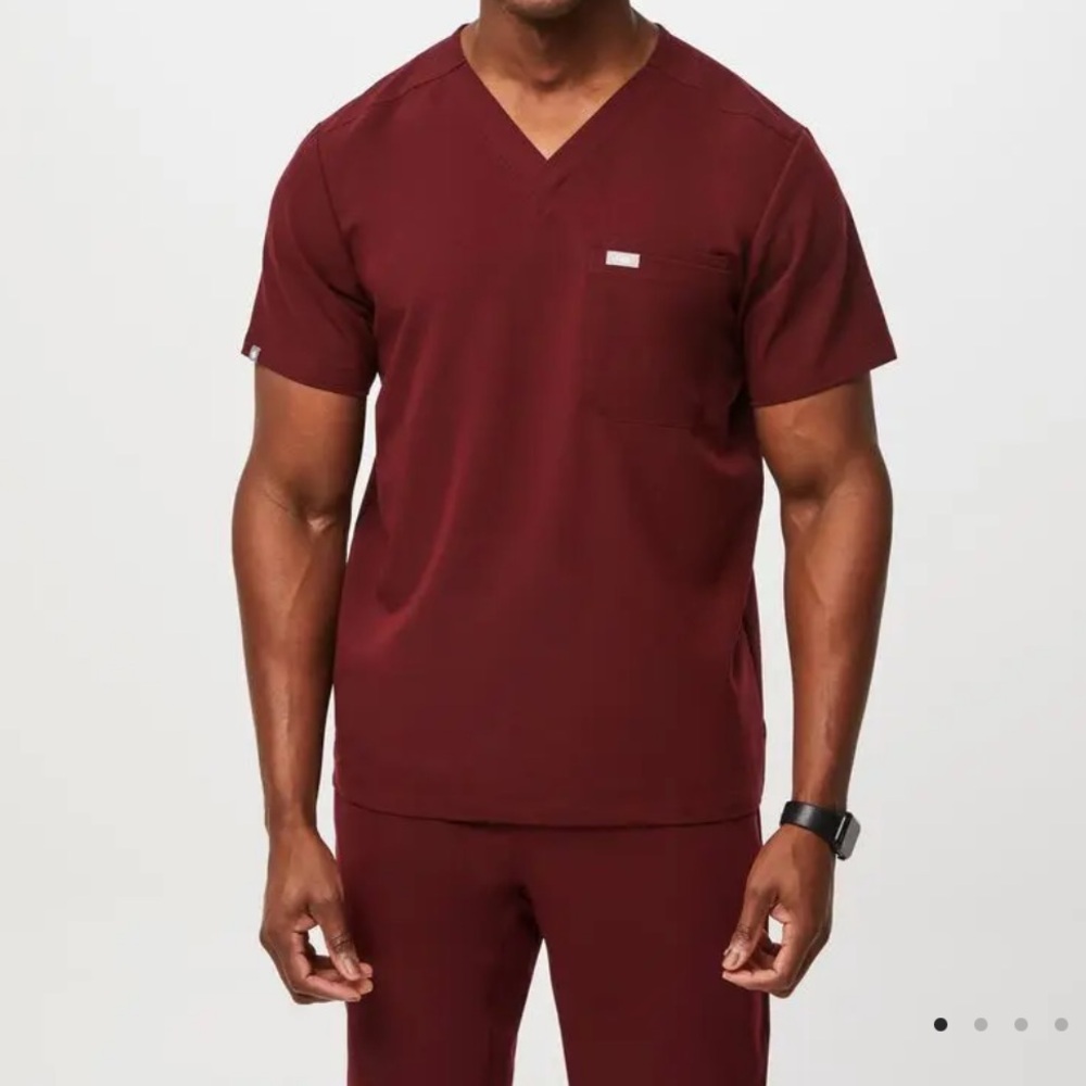 Figs Men's Burgundy Leon Scrub Top Large